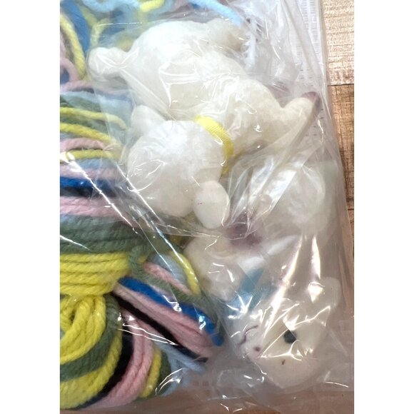 Mary Maxim Plastic Needlepoint Kit Lamb Organizer & Tissue Cover - Picture 6 of 6